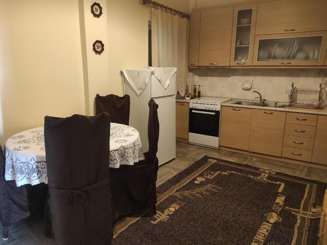 Nasos Apartment Meteora Kalampaka Exteriör bild